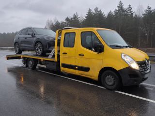 Auto elektryczne wciągane na platformę lawety – Mysłowice